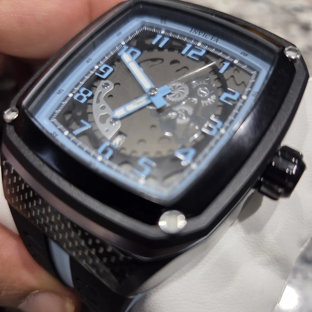 Invicta Smartwatch with Black and Blue Design